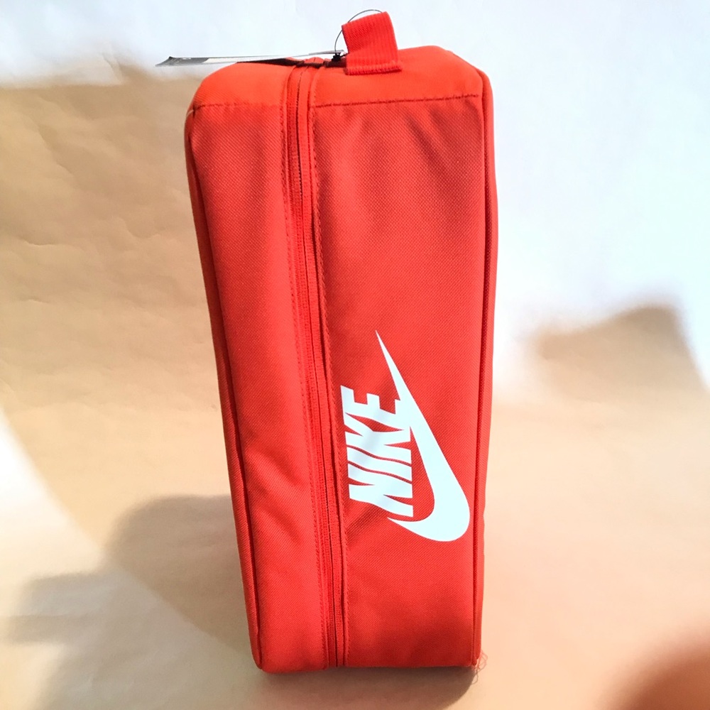 LAST ONE - FREE* Nike Shoebox Bag Orange/Orange/White - Picture 4 of 15